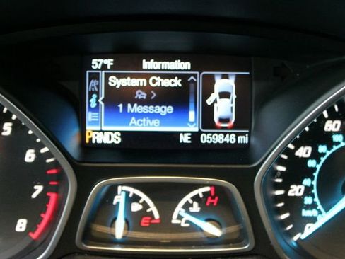Used 2016 Ford Escape SE AWD/4WD image 23