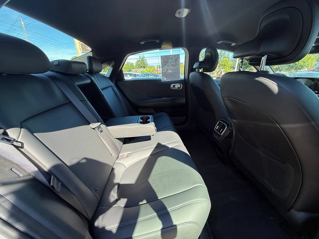 Used 2025 Hyundai Ioniq 6 SEL AWD/4WD image 16