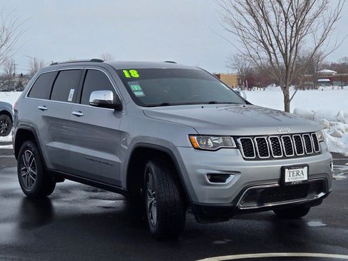 Used 2018 Jeep Grand Cherokee Limited image 3