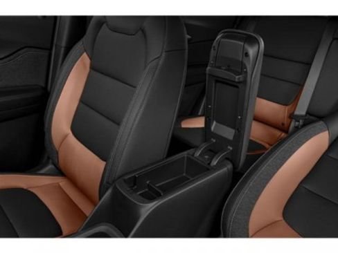 Used 2021 Chevrolet TrailBlazer ACTIV w/ Technology Package image 17