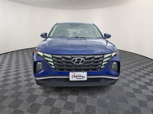 Used 2023 Hyundai Tucson SE FWD image 2