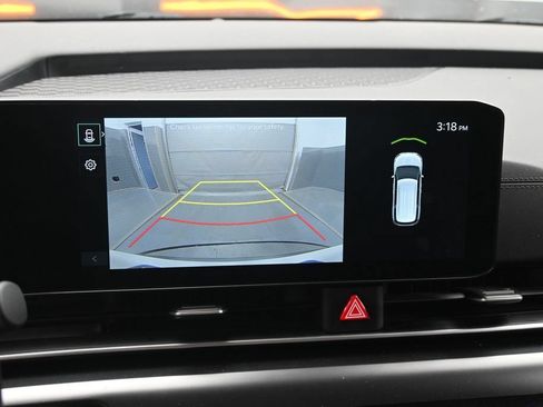 Used 2026 Kia Carnival FWD image 14