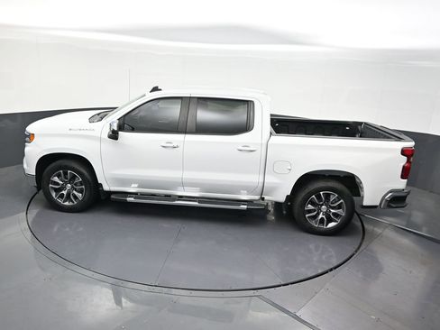 Used 2023 Chevrolet Silverado 1500 LT RWD image 18