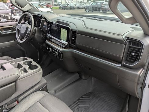 Used 2022 Chevrolet Silverado 1500 RST w/ Z71 Off-Road Package image 35