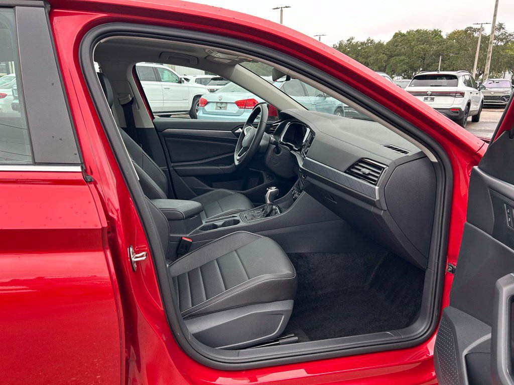 Used 2023 Volkswagen Jetta SE w/ Panoramic Sunroof Package FWD image 35
