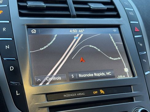 Used 2020 Lincoln MKZ Reserve image 13