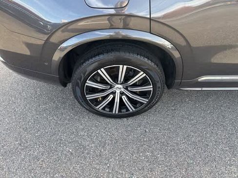 Used 2023 Volvo XC90 B6 Plus w/ Protection Package image 9