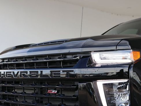 Used 2023 Chevrolet Silverado 2500 LTZ w/ LTZ Plus Package image 11