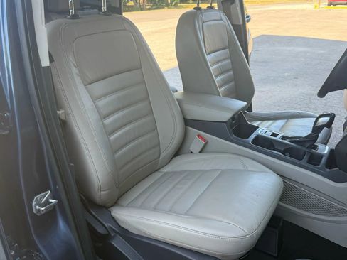 Used 2018 Ford Escape SEL w/ Ford Safe & Smart Package image 18