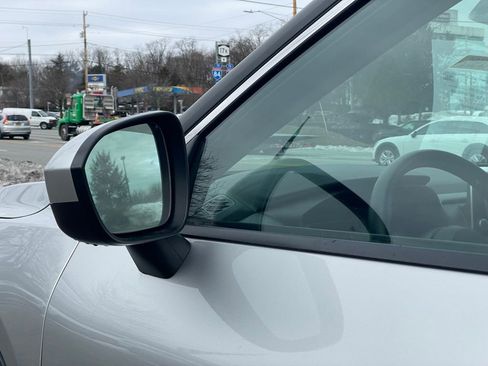 Certified 2024 Nissan Rogue SV image 28