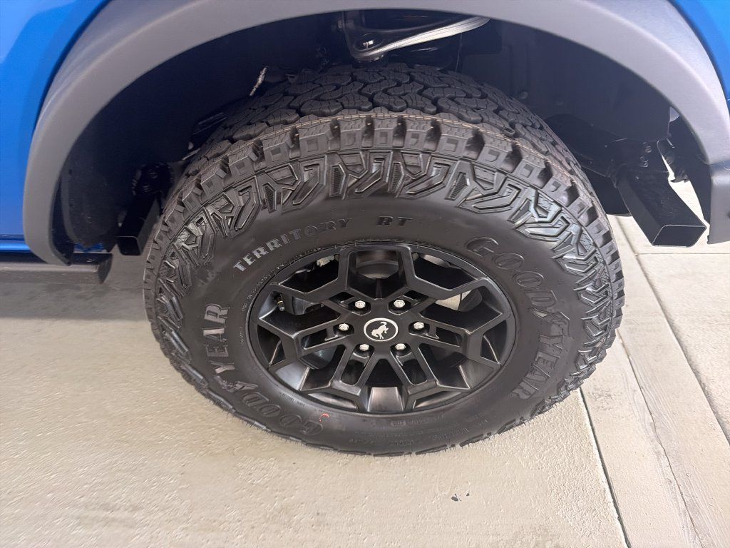 New 2026 Ford Bronco Badlands AWD/4WD image 5