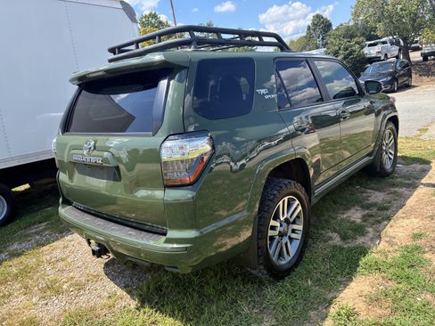 Used 2022 Toyota 4Runner TRD Sport w/ Technology Package RWD image 8