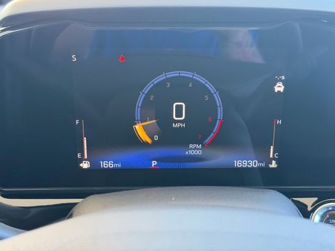 Used 2024 Chevrolet Trax RS w/ Driver Confidence Package image 10