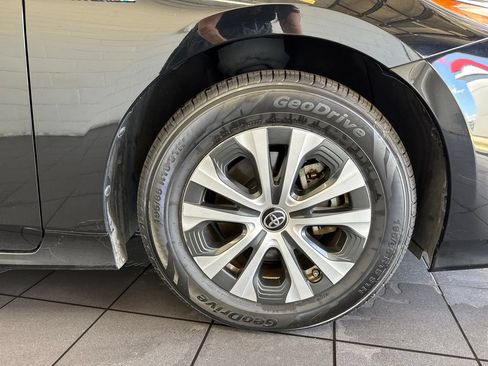 Used 2021 Toyota Prius Prime XLE FWD image 51