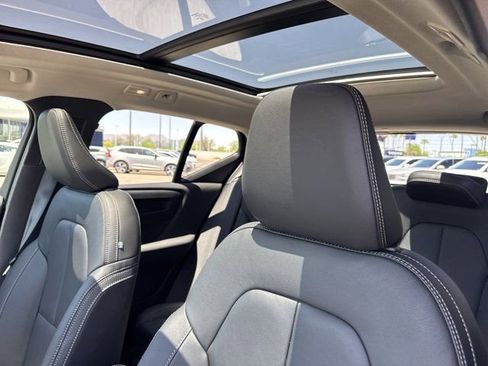 New 2025 Volvo XC40 B5 Core w/ Protection Package Premier image 16