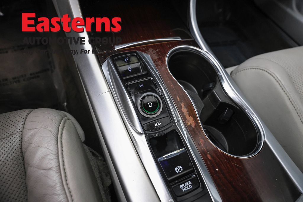 Used 2015 Acura TLX w/ Technology Package FWD image 14
