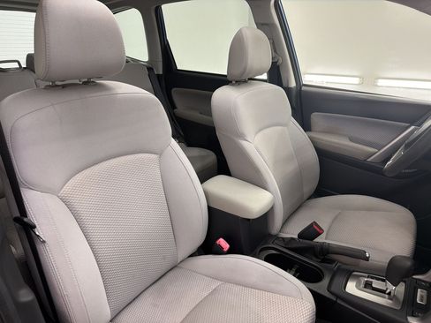 Used 2018 Subaru Forester 2.5i Premium AWD/4WD image 28