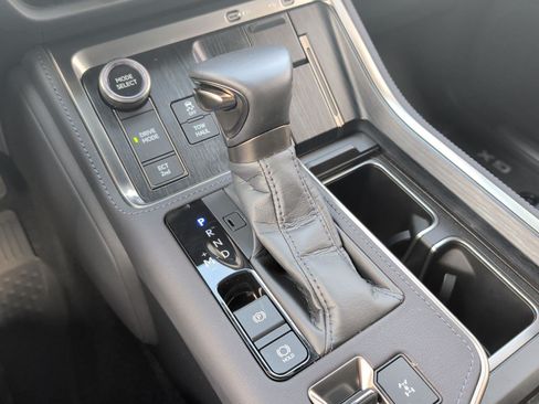 Certified 2025 Lexus GX 550 AWD/4WD image 21