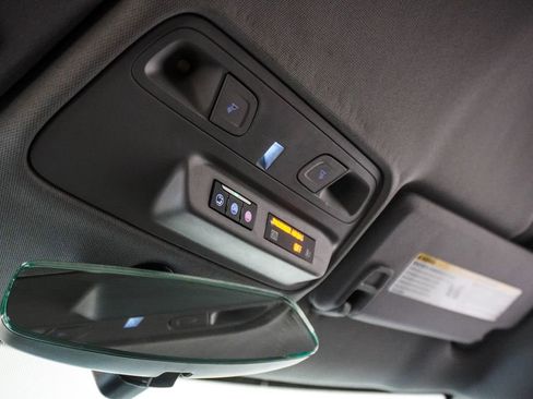 Used 2022 Chevrolet Camaro SS image 24