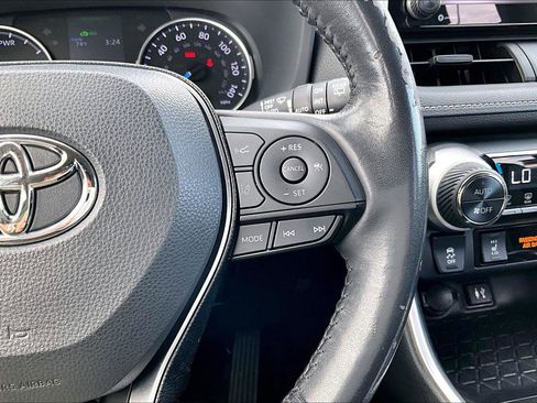 Used 2019 Toyota RAV4 XLE w/ Convenience Package AWD/4WD image 20