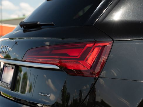 Used 2022 Audi Q5 2.0T Prestige w/ Prestige Package AWD/4WD image 30