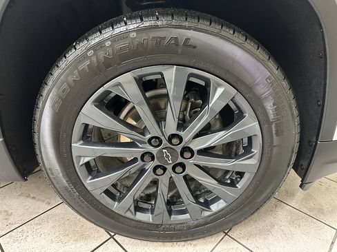 Used 2022 Chevrolet Traverse RS image 13