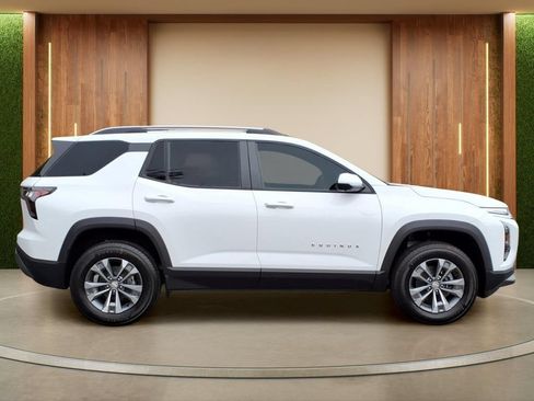 New 2027 Chevrolet Equinox LT w/ Convenience Package II FWD image 36