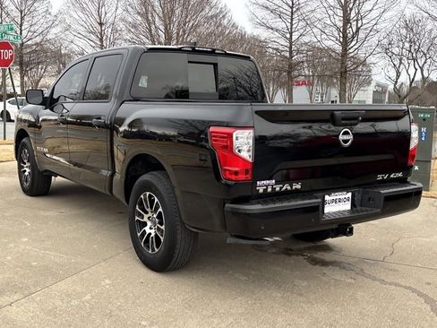 Used 2023 Nissan Titan SV w/ Accessory Utility Package image 9