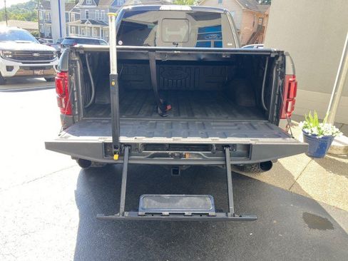 Used 2018 Ford F150 Raptor w/ Equipment Group 802A Luxury AWD/4WD image 6