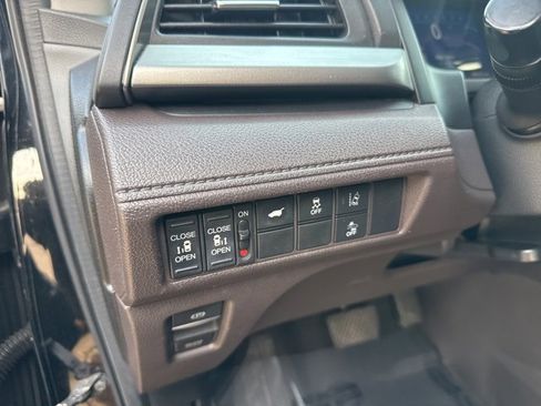 Used 2019 Honda Odyssey EX-L image 14