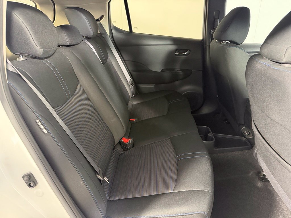 Used 2025 Nissan Leaf S FWD image 20