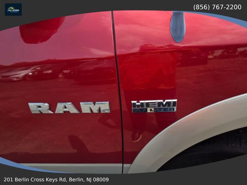 Used 2009 Dodge Ram 1500 Truck Laramie AWD/4WD image 4