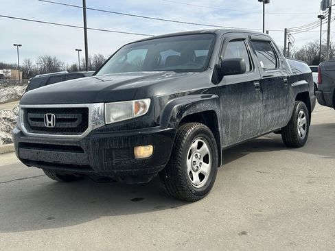 Used 2010 Honda Ridgeline RT image 2