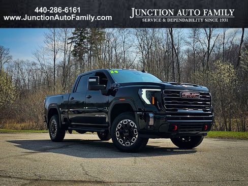 Certified 2024 GMC Sierra 2500 AT4 w/ AT4 Preferred Package image 1
