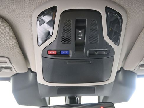 Certified 2025 Subaru Outback Limited image 26