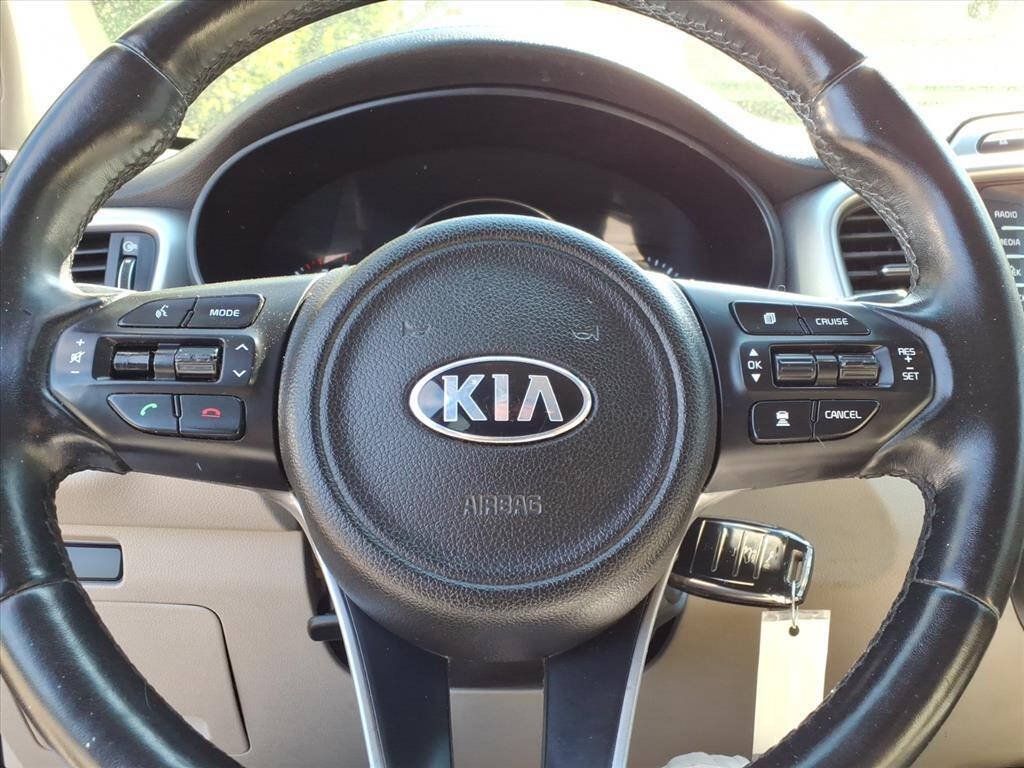 Used 2017 Kia Sorento FWD w/ LX Convenience Package image 27