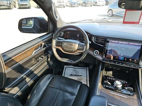 Used 2022 Jeep Grand Wagoneer Series I w/ Flexible Seating Group image 29