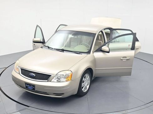 Used 2006 Ford Five Hundred SE FWD image 52