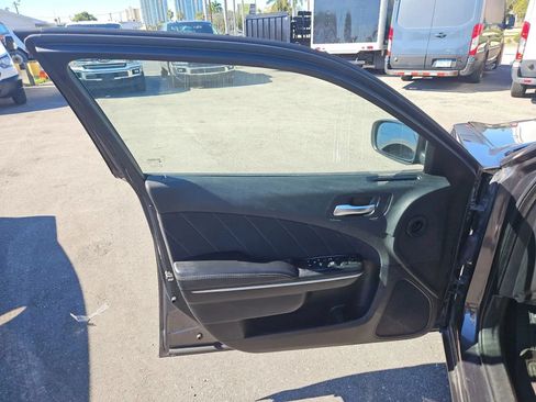 Used 2022 Dodge Charger SXT RWD image 20