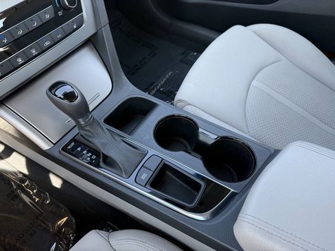 Used 2015 Hyundai Sonata Sport FWD image 19