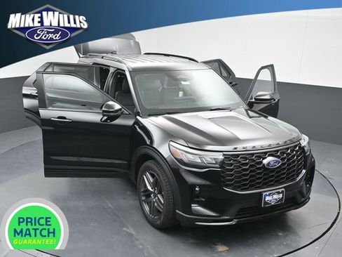 New 2026 Ford Explorer ST-Line w/ ST-Line Street Pack image 25