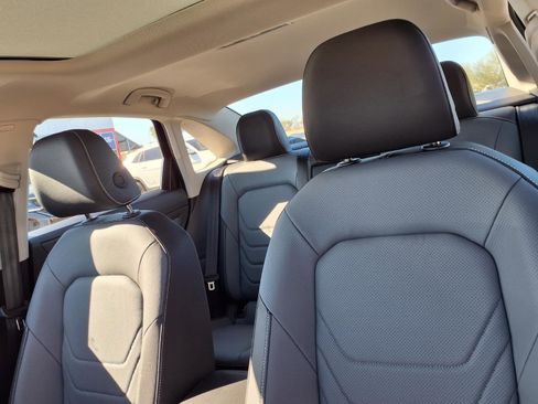 New 2026 Volkswagen Jetta SEL image 12