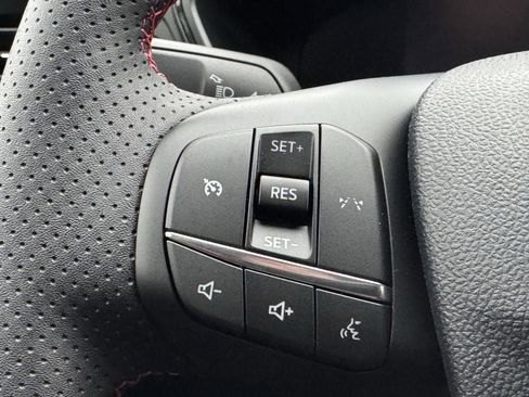 New 2026 Ford Escape ST-Line Select image 10