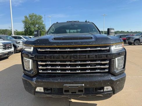 Used 2021 Chevrolet Silverado 2500 LTZ w/ Carhartt Edition AWD/4WD image 9