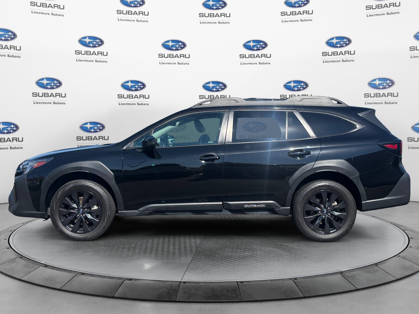 Used 2024 Subaru Outback Onyx Edition AWD/4WD image 4