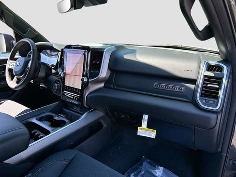 New 2026 RAM 1500 Big Horn AWD/4WD image 32