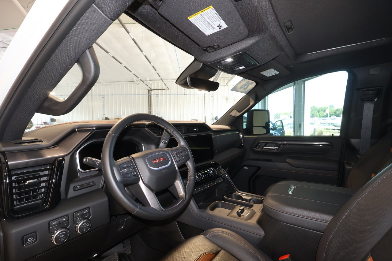 Certified 2026 GMC Sierra 3500 AT4 w/ AT4 Premium Plus Package AWD/4WD image 9