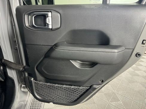 Used 2021 Jeep Wrangler Unlimited Sahara AWD/4WD image 35