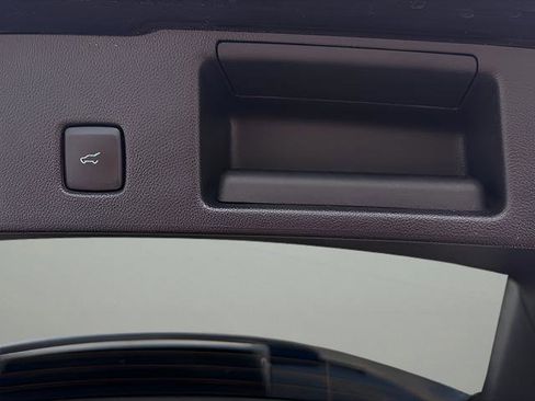 Used 2021 Ford Escape SE w/ Convenience Package image 27