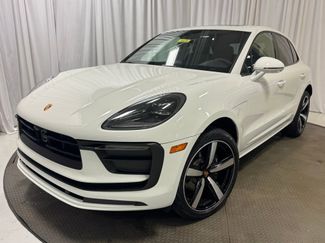 New 2026 Porsche Macan video 1